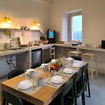 Hostel Gabanon