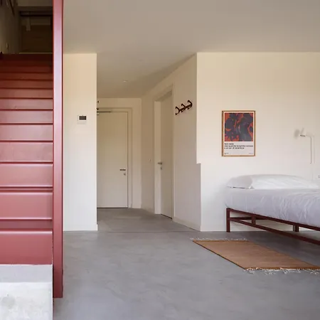 بيت شباب Gabanon *